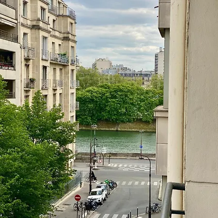 Apartament Near Eiffel Tower Paryż