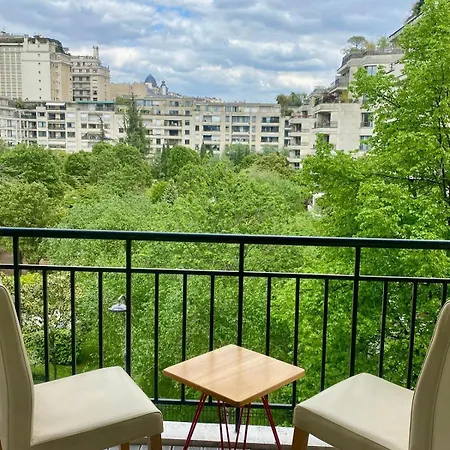 Near Eiffel Tower